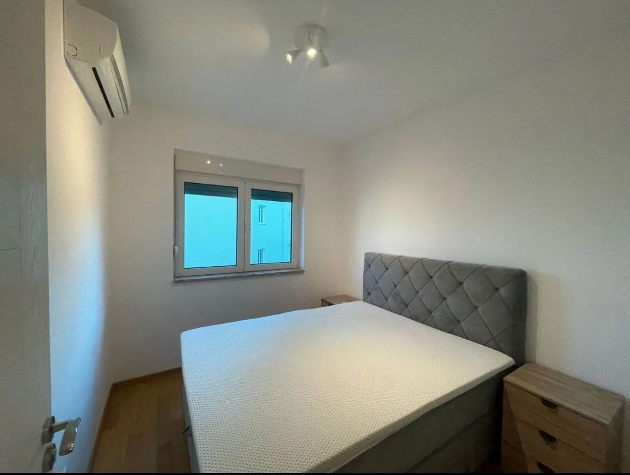 Sale, two bedroom apartment, 89m², Bečići, Budva