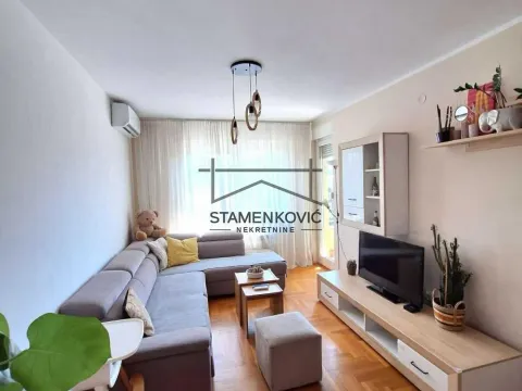 Prodaja, dvosoban stan, 52m², Grbavica, Novi Sad Sve Podlokacije - image 1