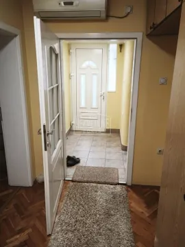 Prodaja, kuća, 165m², Centar, Sombor - image 20