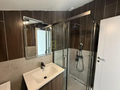 Prodaja, jednosoban stan, 50m², Tološi, Podgorica - image 6