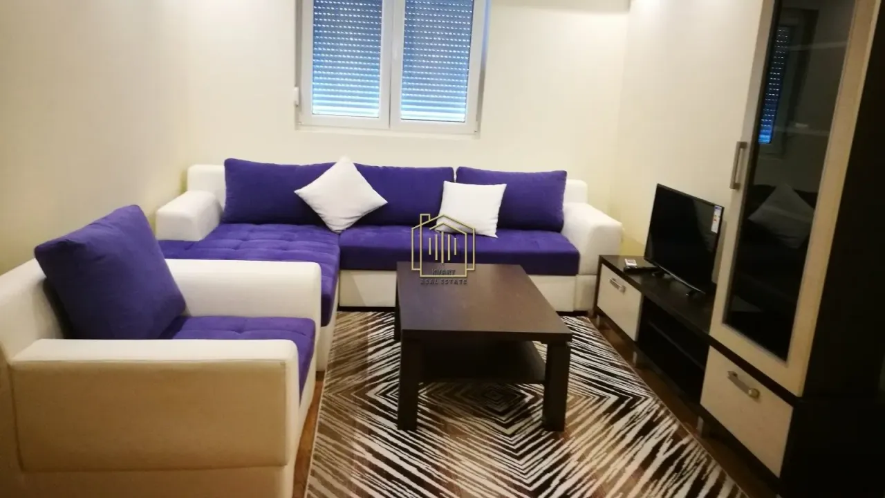 Izdavanje, jednosoban stan, 42m², Vezirov Most, Podgorica