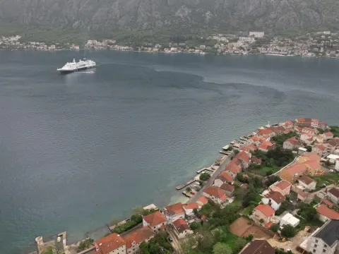Prodaja, plac, 585m², Prčanj, Kotor - image 8