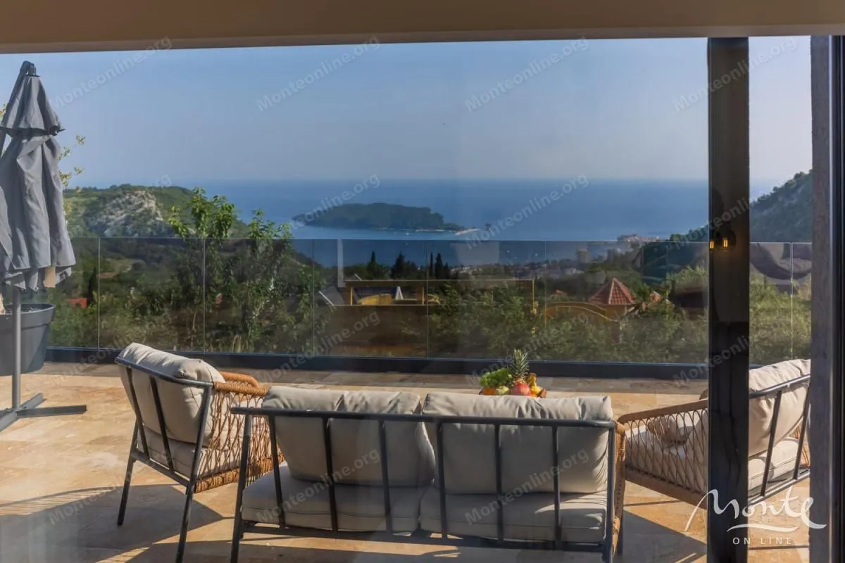 Sale, house, 300m², Markovići, Budva