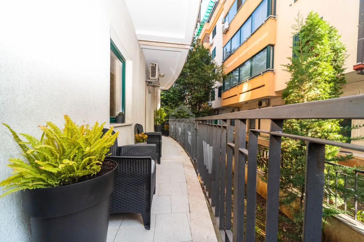 Rent, three bedroom apartment, 100m², Gorica C, Podgorica