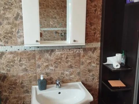 Prodaja, kuća, 291m², Krnjaca, Palilula Sve Podlokacije - image 7