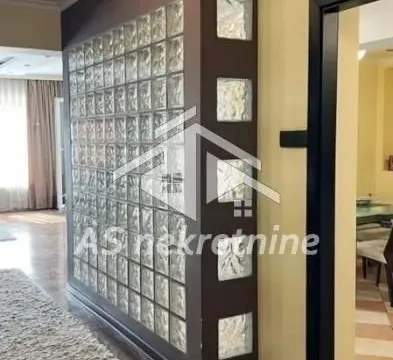 Rent, three bedroom apartment, 125m², Tašmajdan, Palilula Sve Podlokacije - image 8