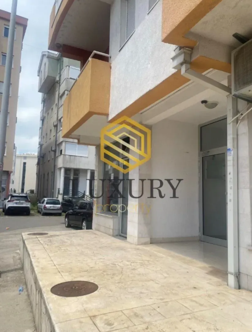 Sale, office space, 41m², Zabjelo, Podgorica
