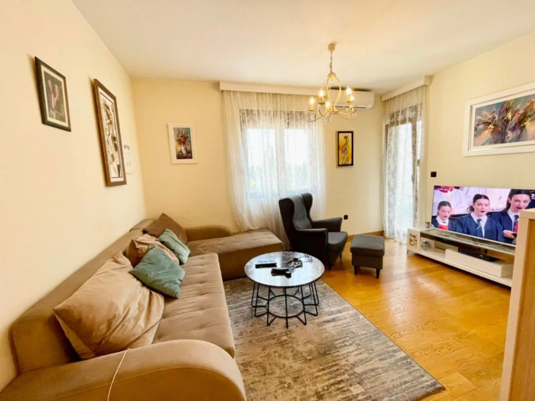 Prodaja, dvosoban stan, 73m², Ljubović, Podgorica