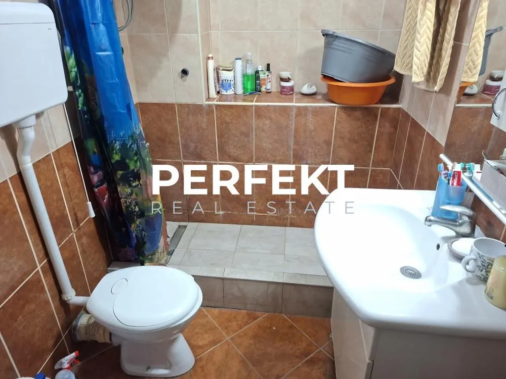 Prodaja, trosoban stan, 69m², Strelište, Pančevo