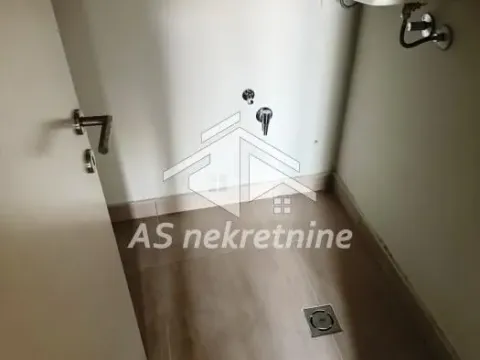 Izdavanje, trosoban stan, 78m², Novi Beograd Blok 65, Novi Beograd Sve Podlokacije - image 7