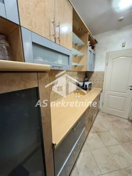 Izdavanje, trosoban stan, 73m², Voždovac Sve Podlokacije, Beograd