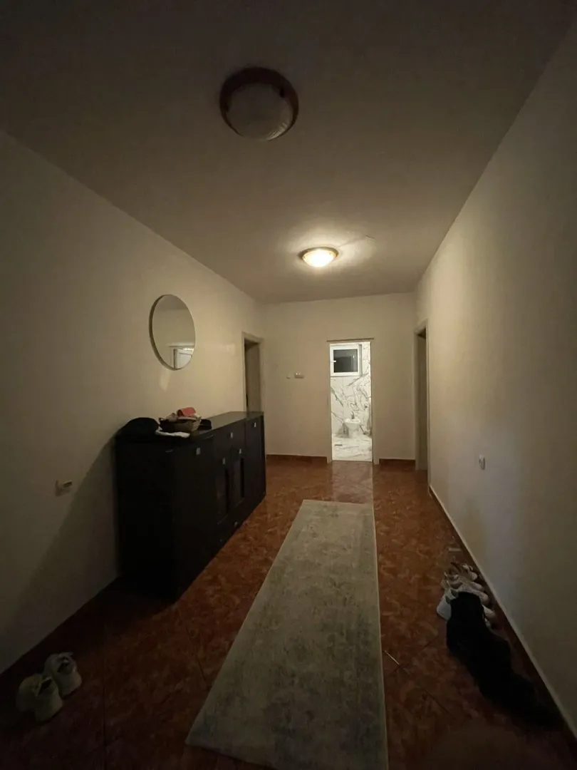 Prodaja, kuća, 280m², Podgorica, Crna Gora