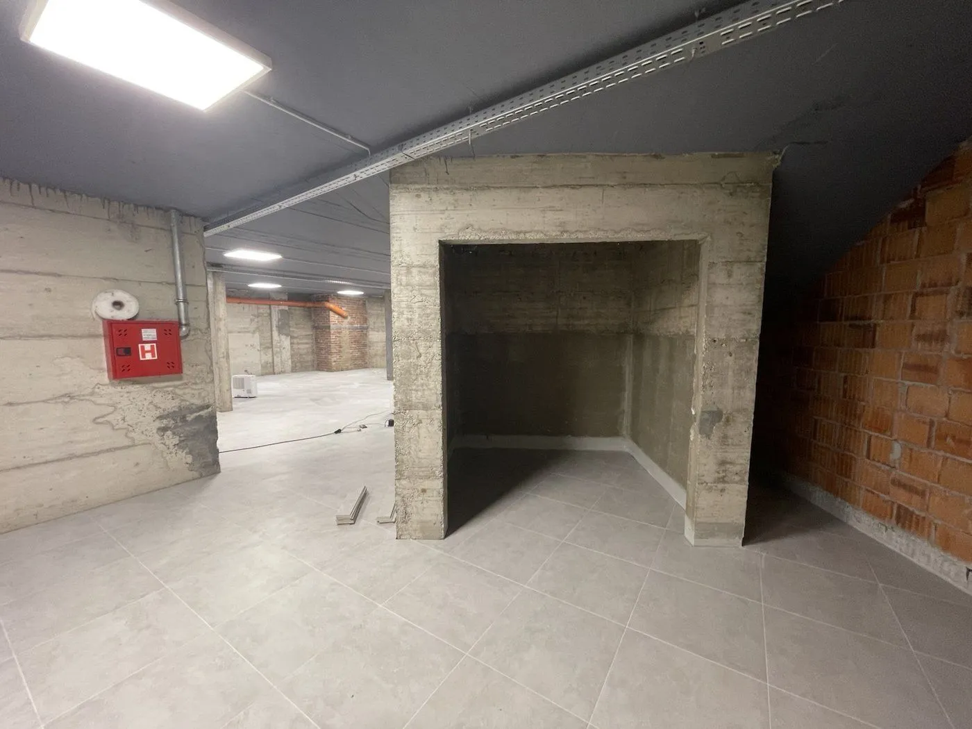Rent, office space, 320m², Telep, Novi Sad Sve Podlokacije