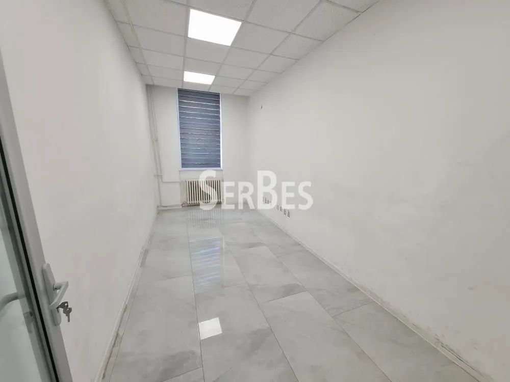 Rent, office space, 235m², Centar, Novi Sad