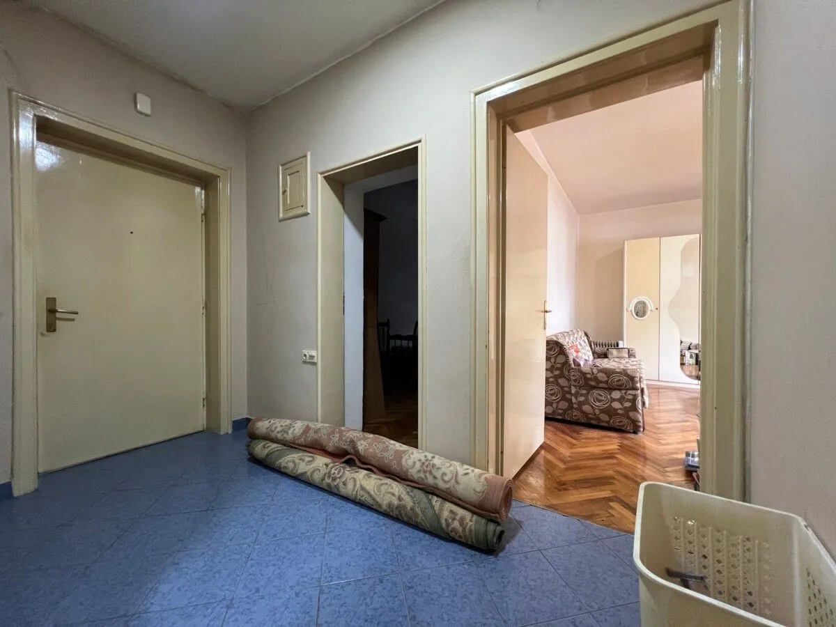 Prodaja, dvosoban stan, 57m², Centar, Podgorica