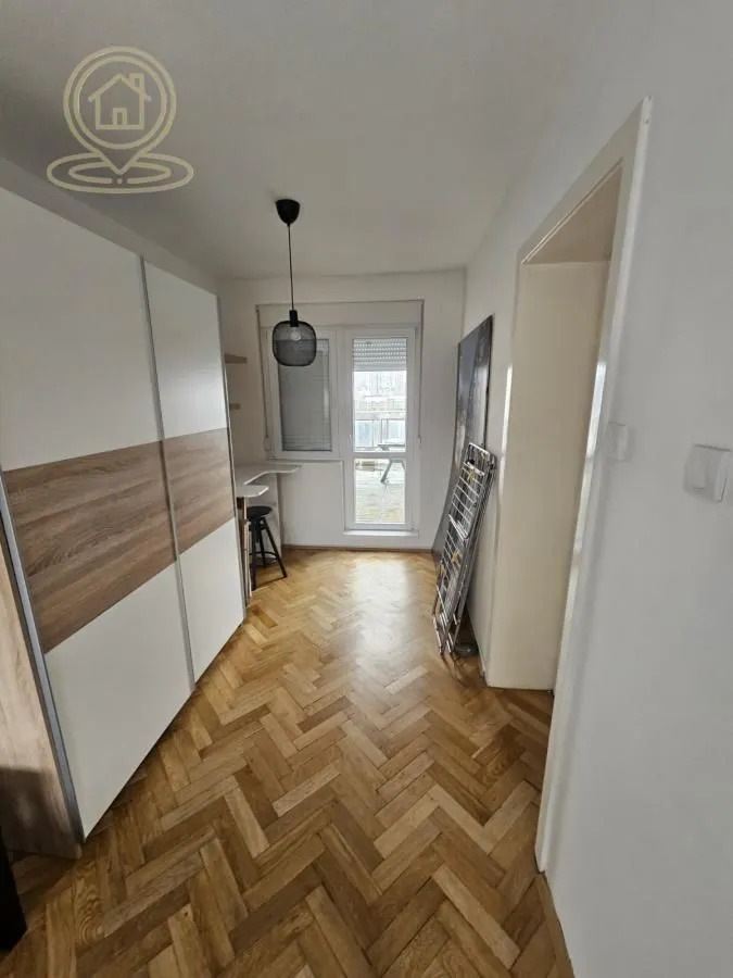 Prodaja, dvosoban stan, 48m², Stari grad, Novi Sad