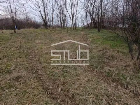 Zemljište in Arnajevo