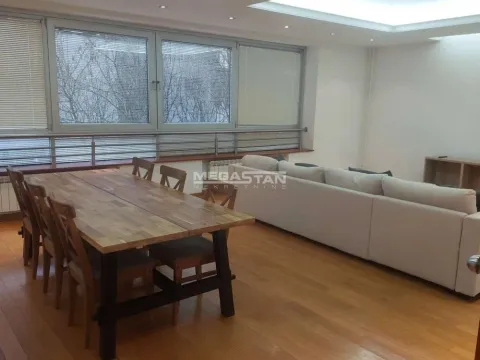 Izdavanje, četvorosoban stan, 156m², Vračar Centar, Vračar Sve Podlokacije - image 13