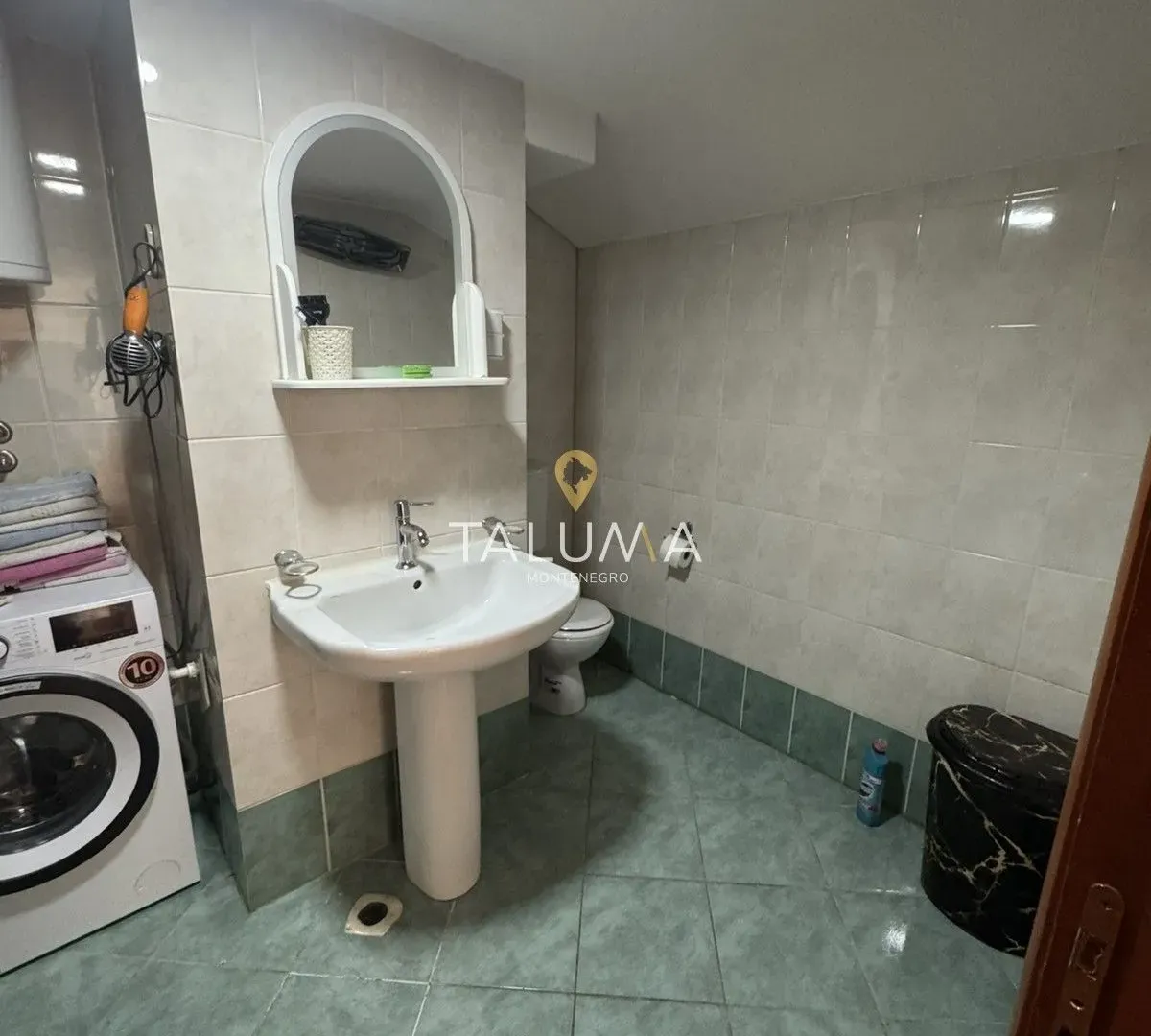 Rent, one bedroom apartment, 49m², Stari Aerodrom, Podgorica