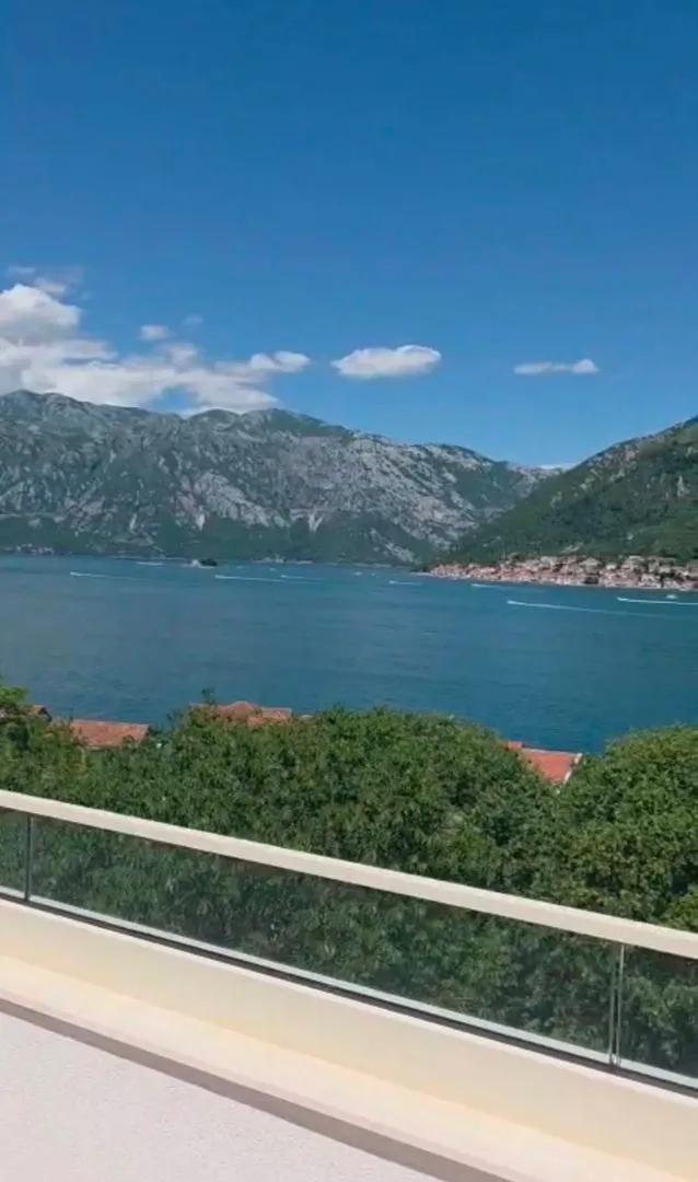 Sale, one bedroom apartment, 95m², Stoliv, Kotor