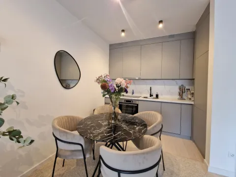 Izdavanje, jednosoban stan, 50m², Budva, Crna Gora - image 24