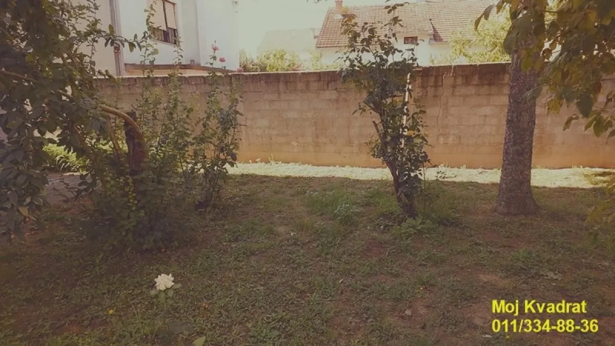 Prodaja, kuća, 381m², Leštane, Grocka