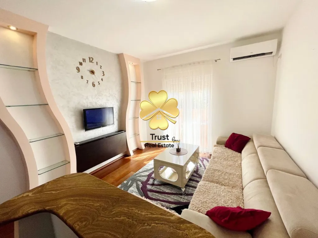 Izdavanje, dvosoban stan, 60m², Zabjelo, Podgorica