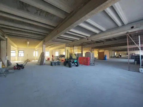 Rent, office space, 1500m², Klisa, Novi Sad Sve Podlokacije - image 2