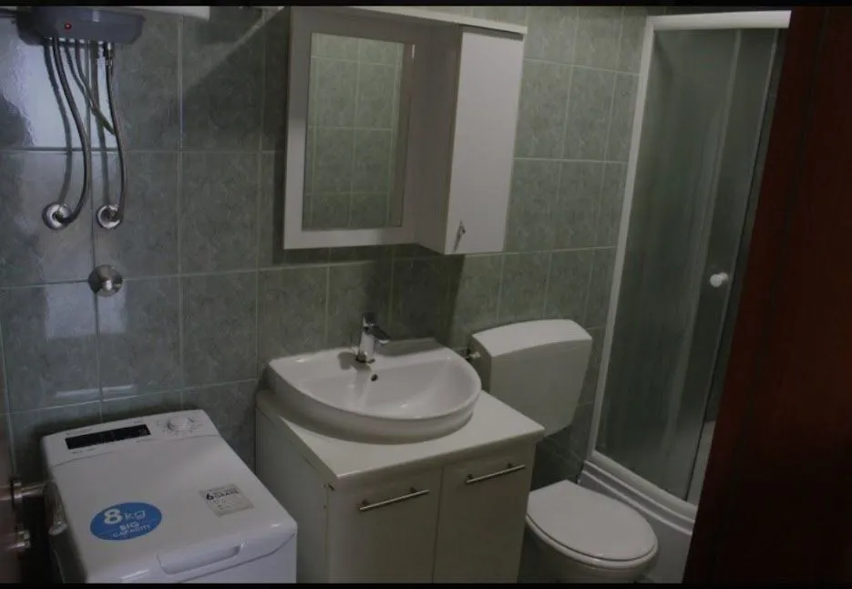 Izdavanje, dvosoban stan, 60m², Podgorica, Crna Gora