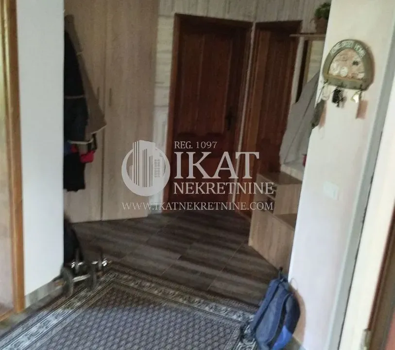 Sale, house, 300m², Zlatibor, Srbija