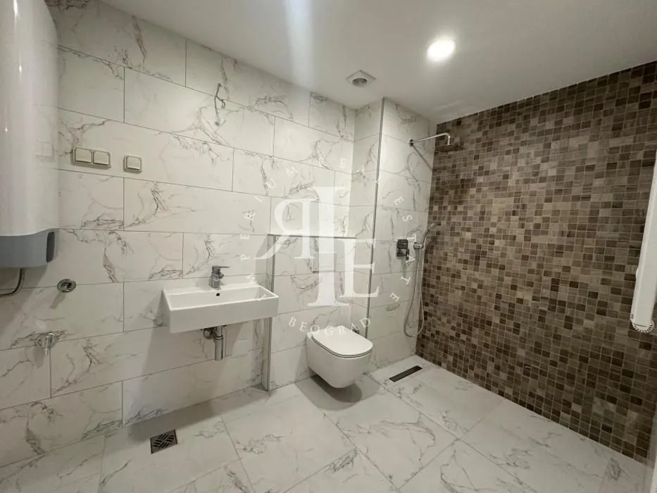 Sale, two bedroom apartment, 70m², Tošin bunar, Novi Beograd Sve Podlokacije