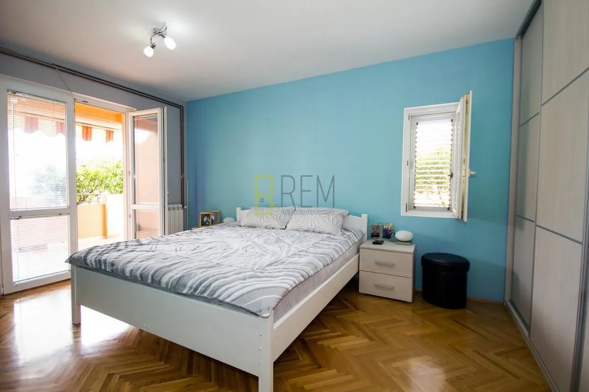 Prodaja, kuća, 340m², Bar, Crna Gora