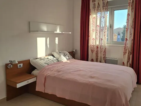 Sale, one bedroom apartment, 50m², Petrovac, Budva - image 16