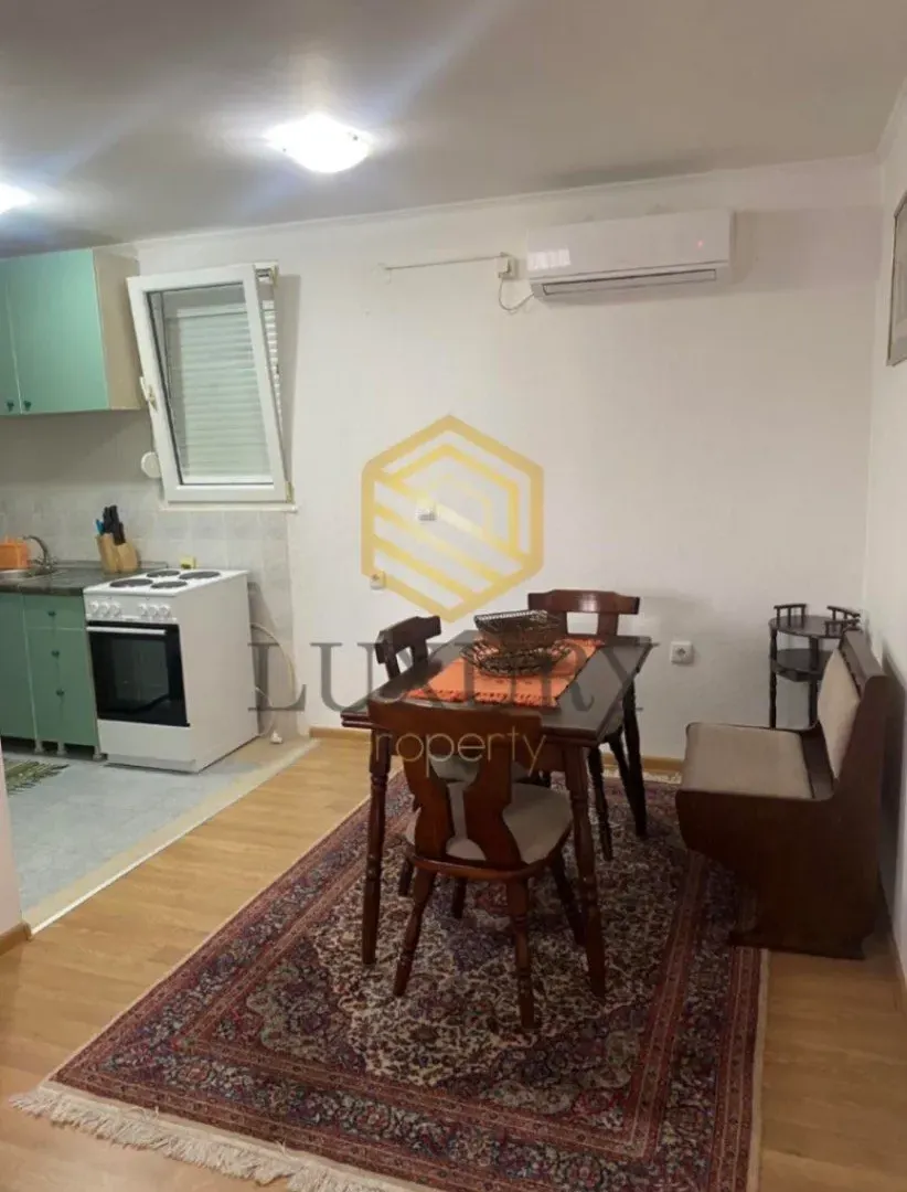 Izdavanje, jednosoban stan, 42m², Momišići, Podgorica