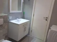 Izdavanje, jednosoban stan, 40m², Budva, Crna Gora - image 9