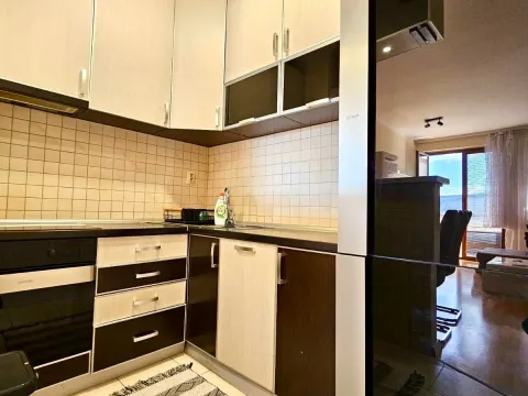 Izdavanje, jednosoban stan, 50m², Preko Morače, Podgorica - image 3