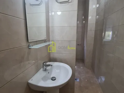 Izdavanje, jednosoban stan, 60m², Centar, Podgorica - image 9