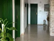 Izdavanje, trosoban stan, 100m², Mrčevac, Tivat - image 10