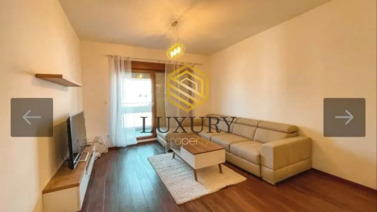 Izdavanje, dvosoban stan, 70m², Master Kvart, Podgorica