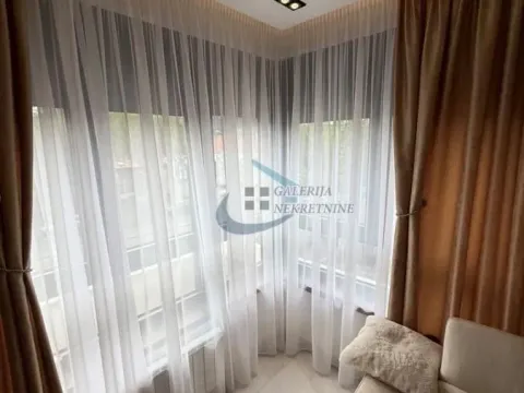 Prodaja, trosoban stan, 70m², Đeram Pijaca, Beograd - image 5