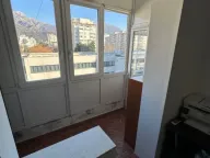 Prodaja, dvosoban stan, 70m2, Centar, Bar