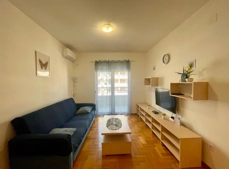 Rent, two bedroom apartment, 57m², Rozino, Budva