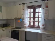 Izdavanje, kuća, 330m², Savski Venac, Beograd - image 7