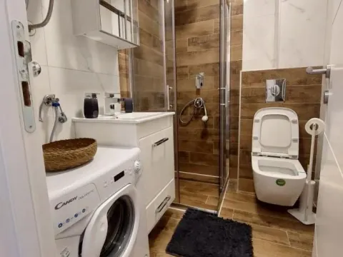 Izdavanje, jednosoban stan, 25m², Autokomanda, Voždovac Sve Podlokacije - image 11