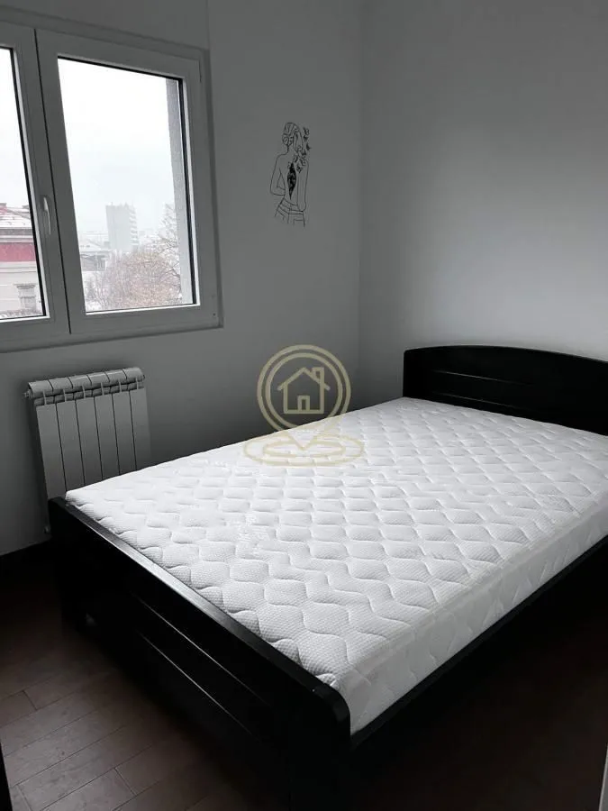 Izdavanje, dvosoban stan, 42m², Lekino Brdo, Voždovac Sve Podlokacije