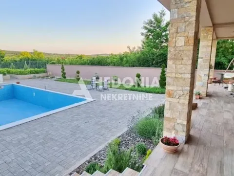 Prodaja, kuća, 426m², Boleč, Grocka - image 8