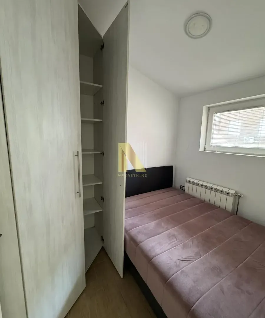 Izdavanje, jednosoban stan, 36m², Stari grad, Novi Sad