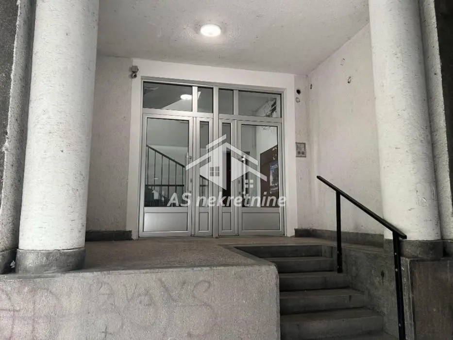 Prodaja, stan, 170m², Palata Pravde, Beograd