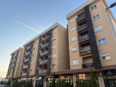 Sale, two bedroom apartment, 77m², New City, Podgorica - image 3
