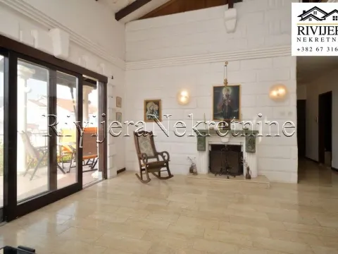 Sale, house, 121m², Milovići, Tivat - image 16